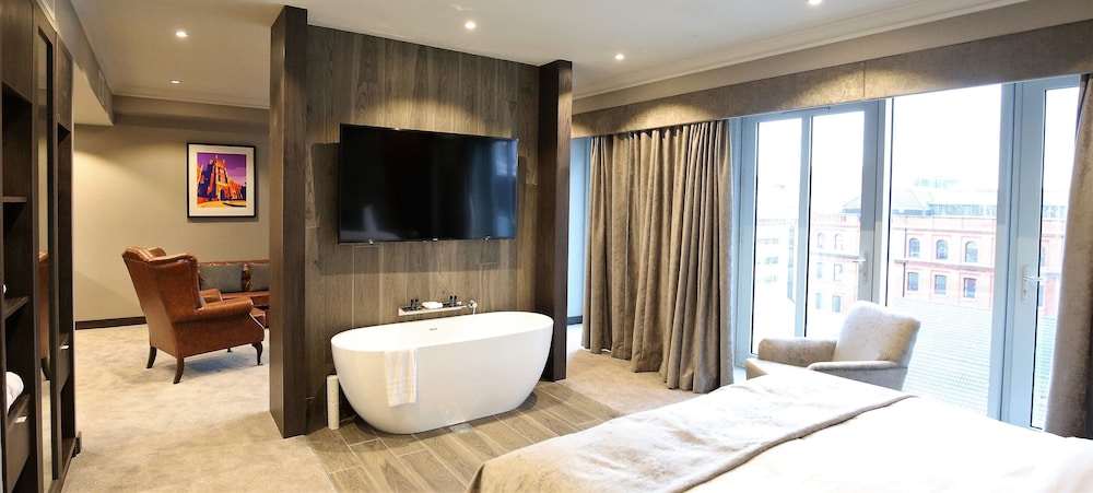 DoubleTree by Hilton Belfast City Ten Square 38/55
