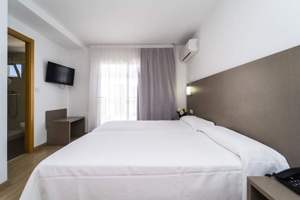 ROOM, DOUBLE BED, TERRACE