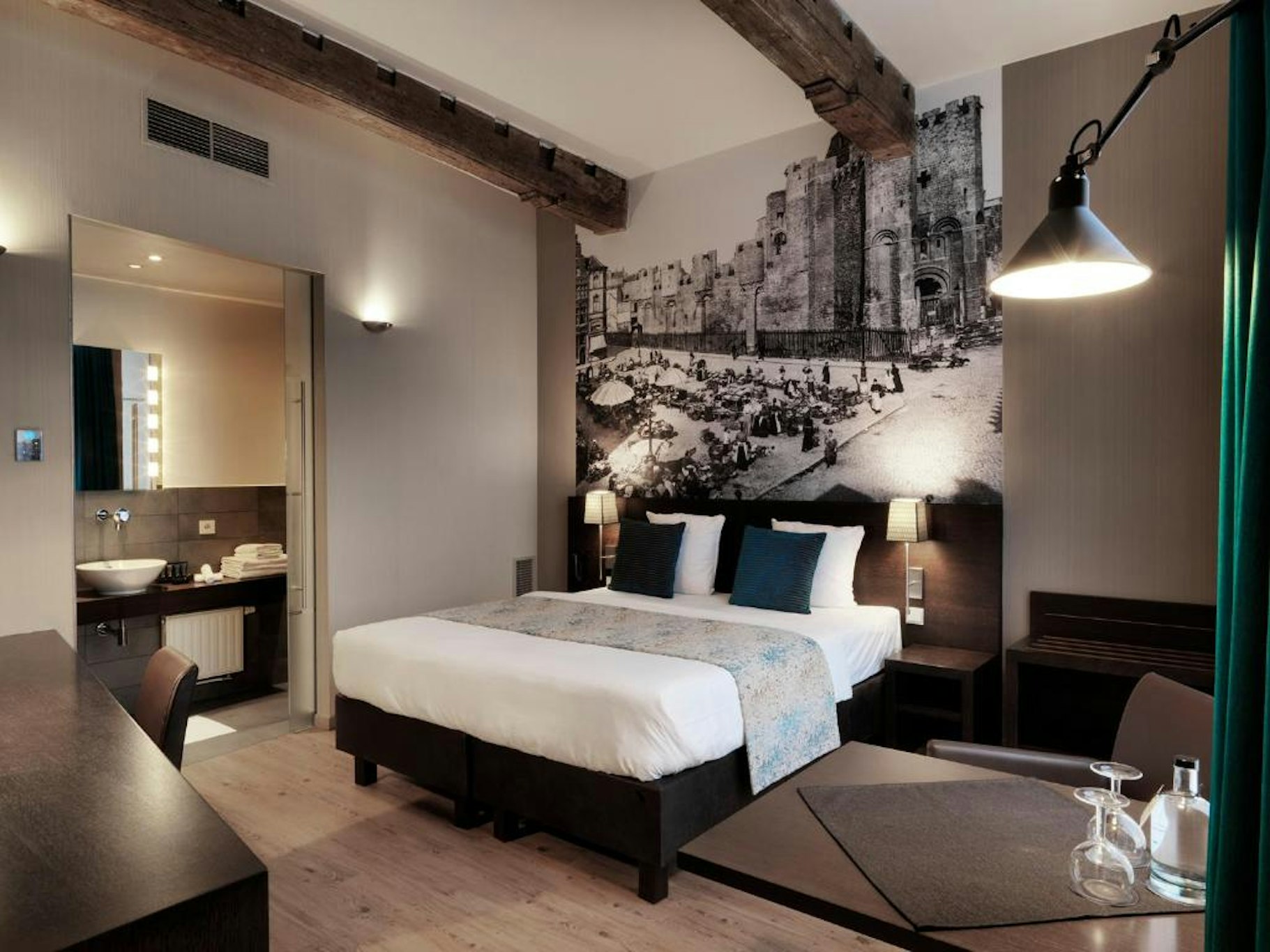 Hotel Harmony 32/75
