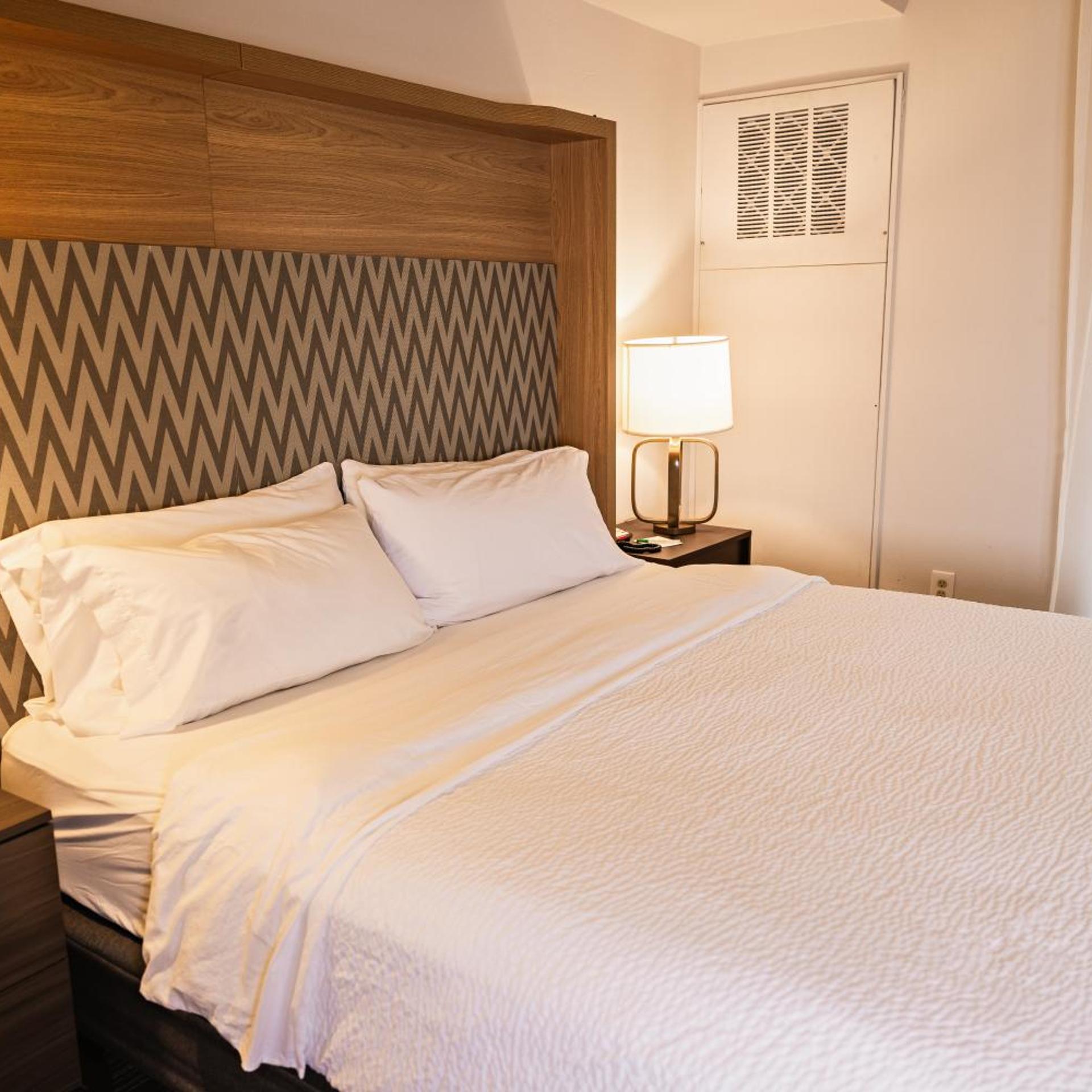 1 Bedroom, Suite, River View