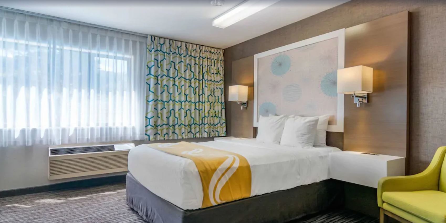 Upgrade, Suite, Queen Bed