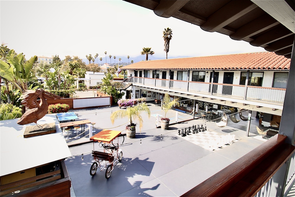 Haley Hotel 52/67