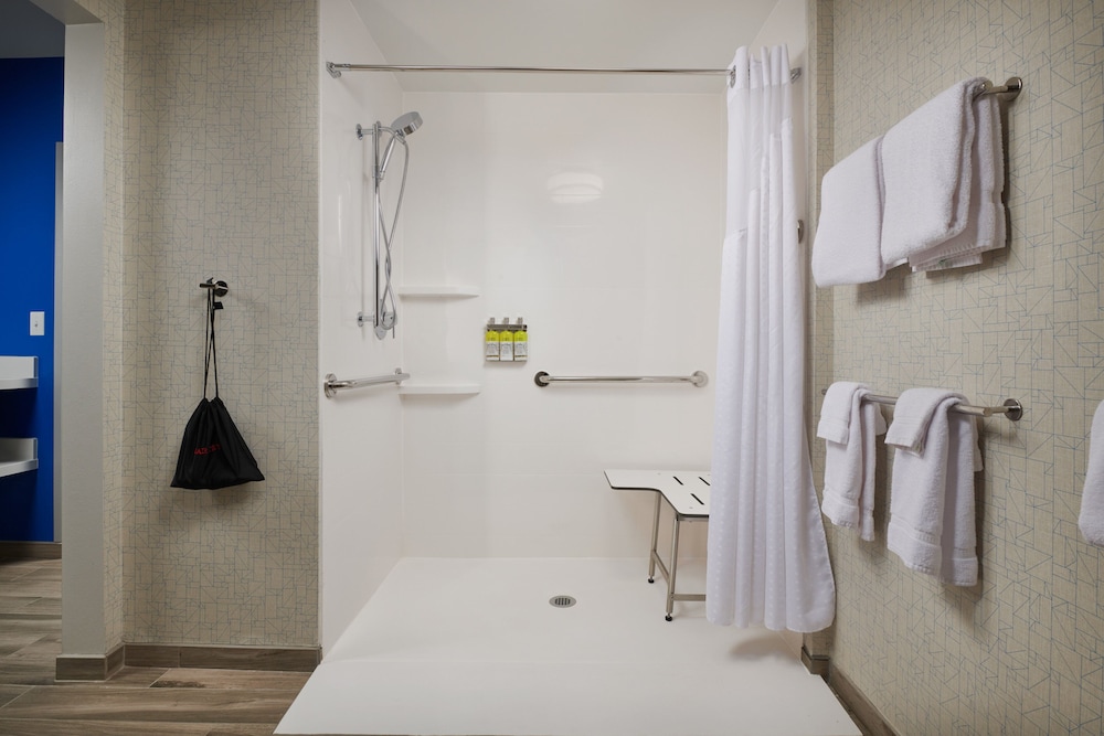 Holiday Inn Express Buffalo NE - Lockport 24/62