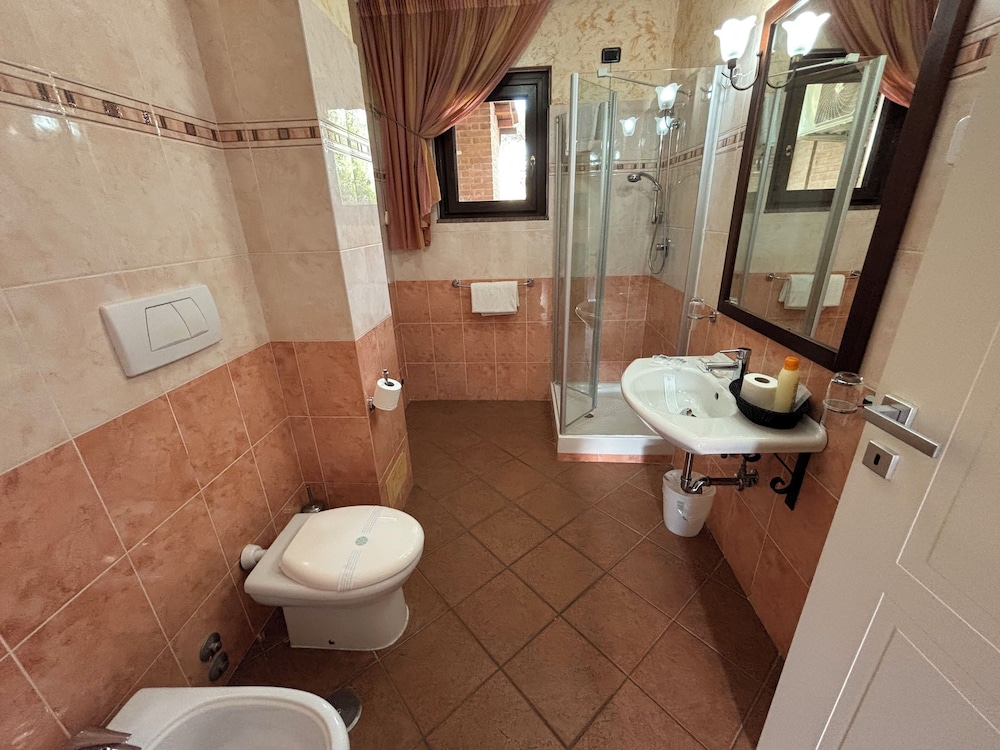 Euro House Inn Airport Hotel Residence 72/72