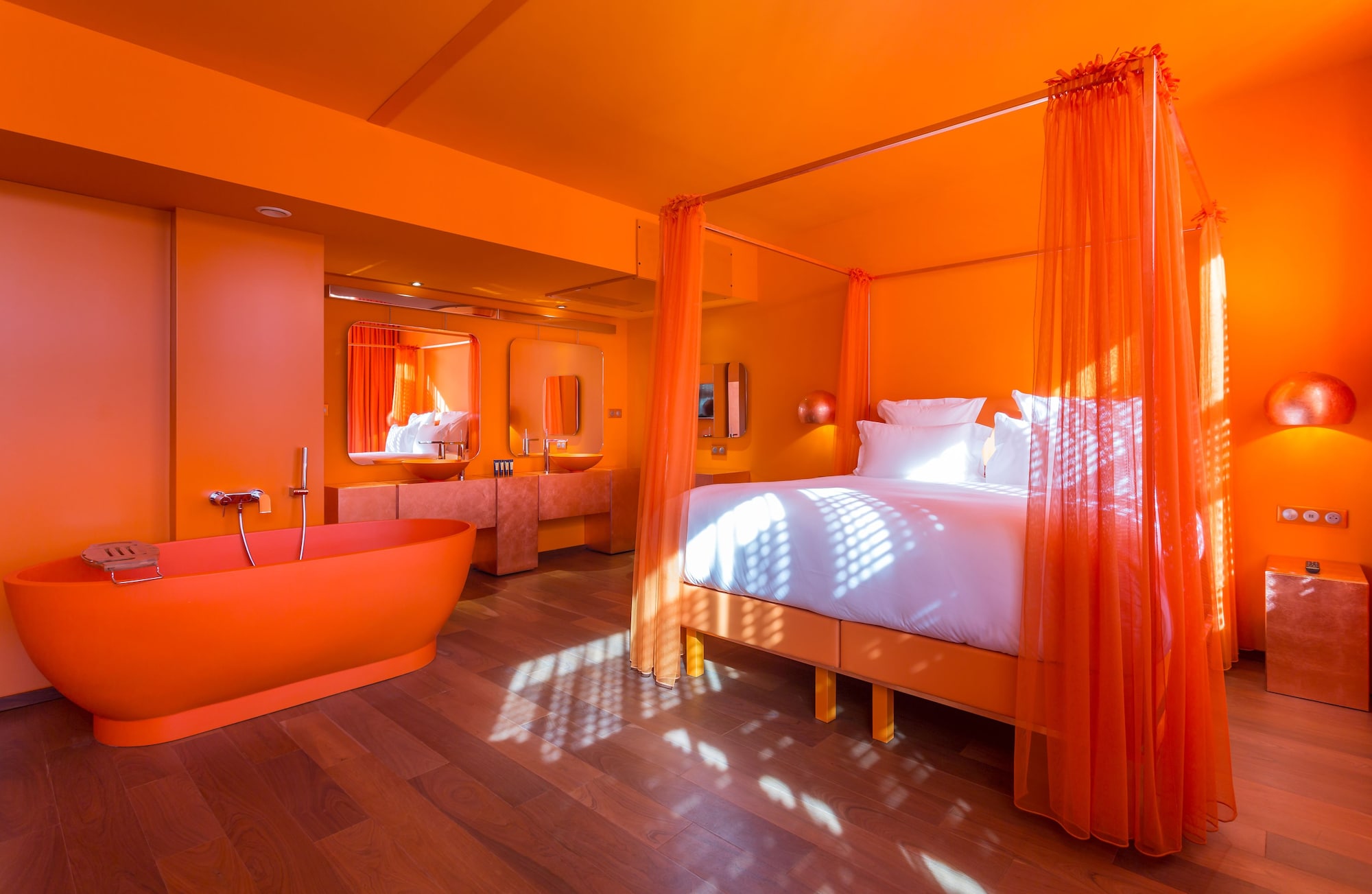 DESIGNER, SUNSET, SUITE, RIVER VIEW