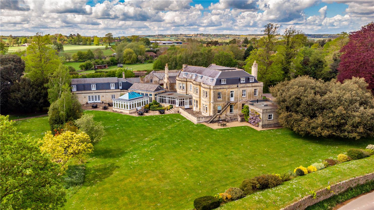 Leigh Park Country House Hotel Vineyard, BWSC 25/29