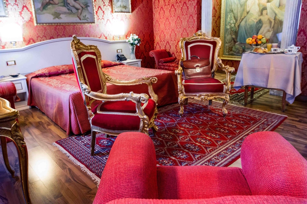 Residenza Canova Tadolini 51/62