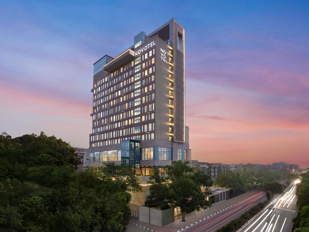 Novotel New Delhi City Centre 1/50
