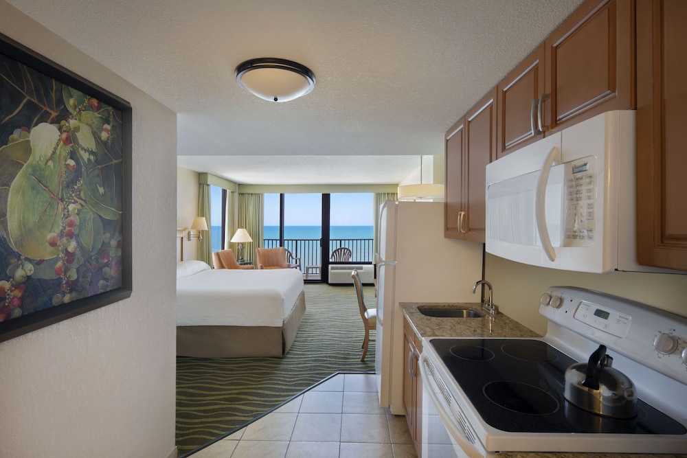 Nautilus Inn 37/64