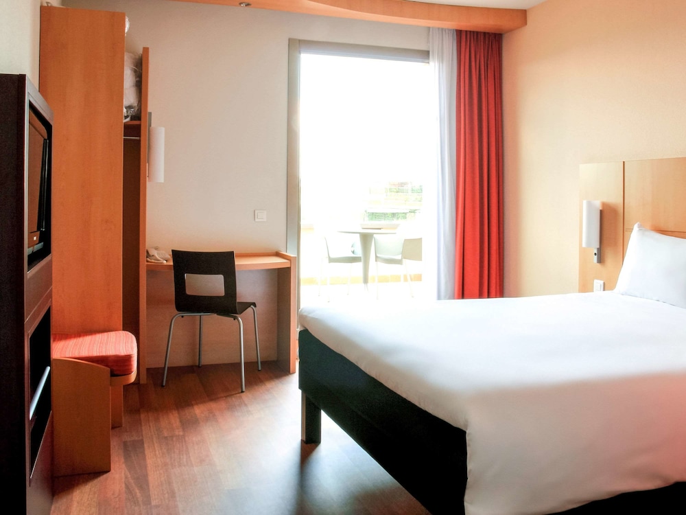 Ibis Madrid Centro Las Ventas 24/70
