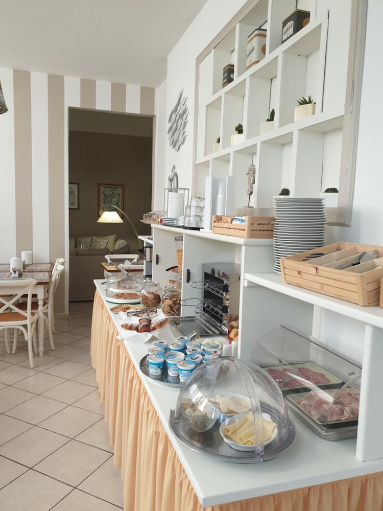 City Hotel 33/50