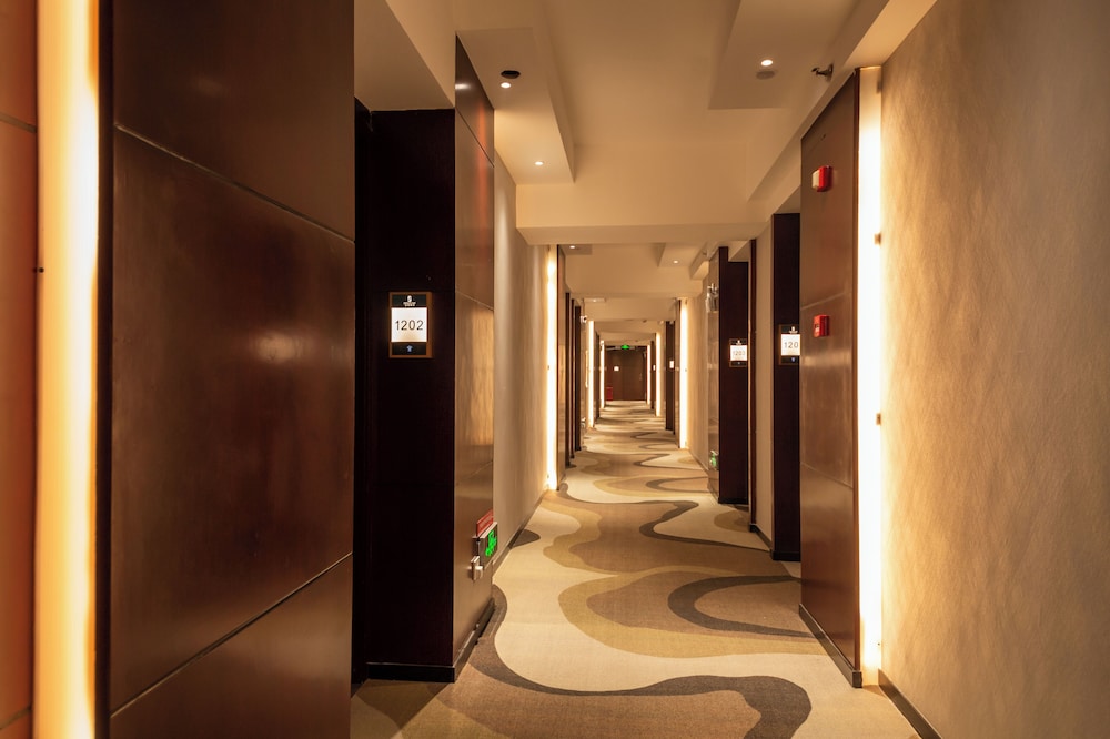 Zhuhai Jinguan Holiday Hotel 26/39