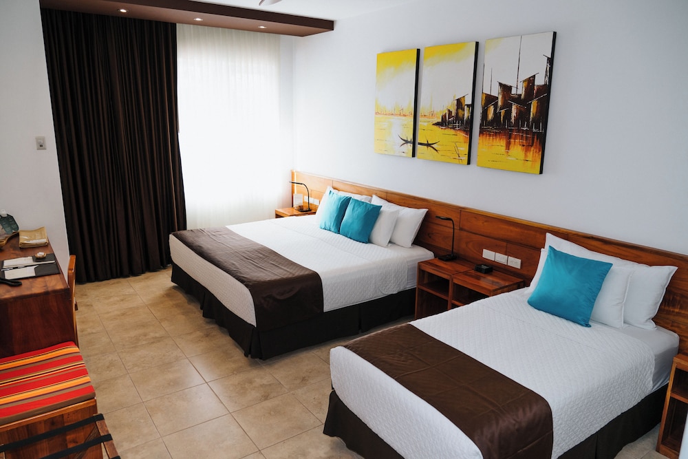 Cucuve Suites 28/67