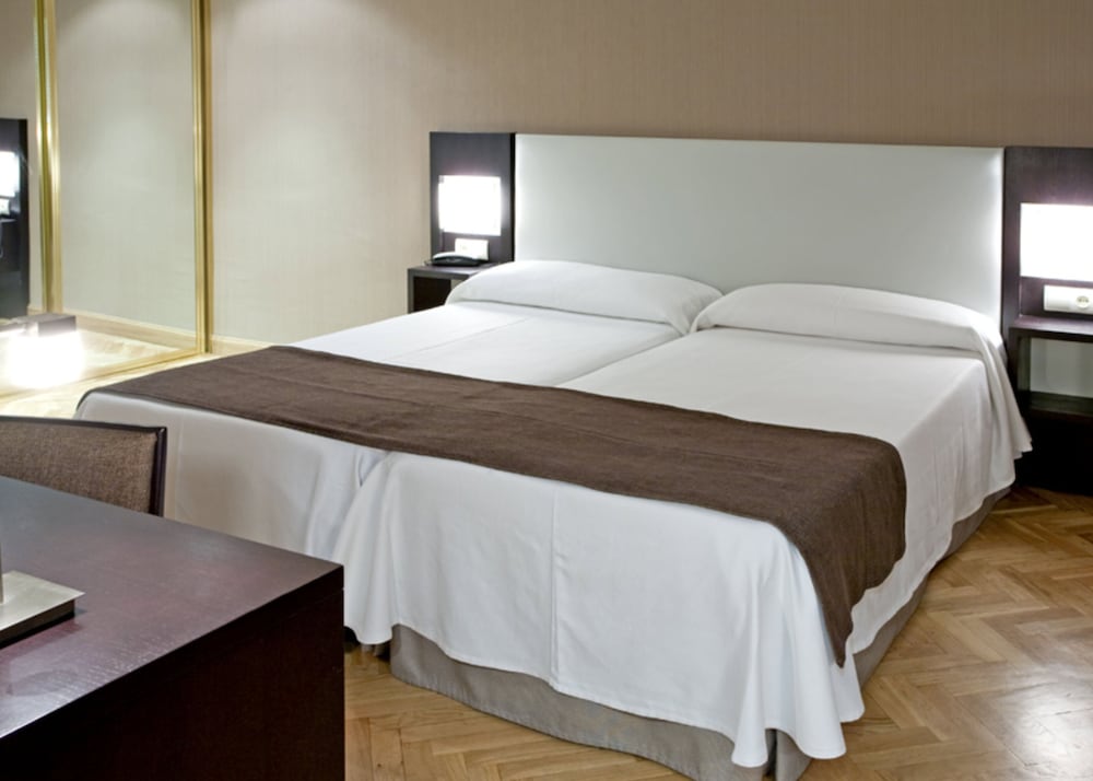 Hostal Carlos Iii 23/43