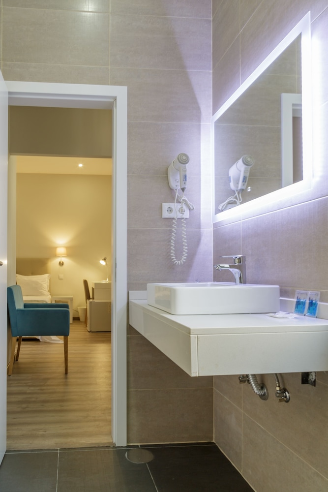 Porto Domus Hotel 30/30