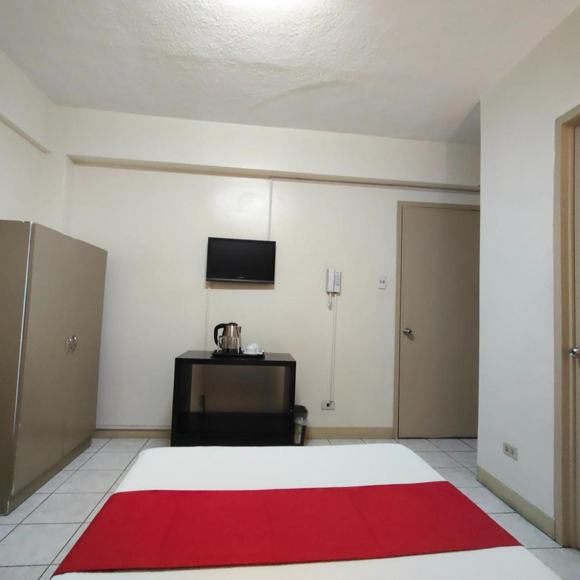 Orangenest Apartelle 6/24