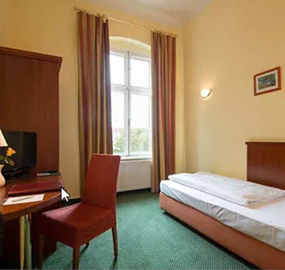 Hotel Am Luisenplatz 13/71