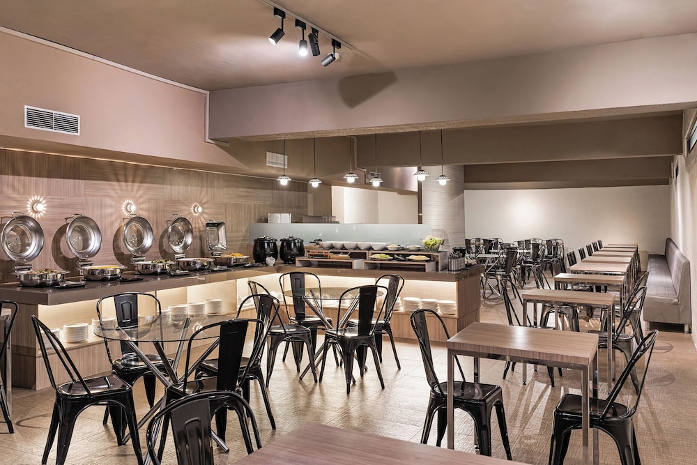 The Riverside Hotel Hengchun 49/60