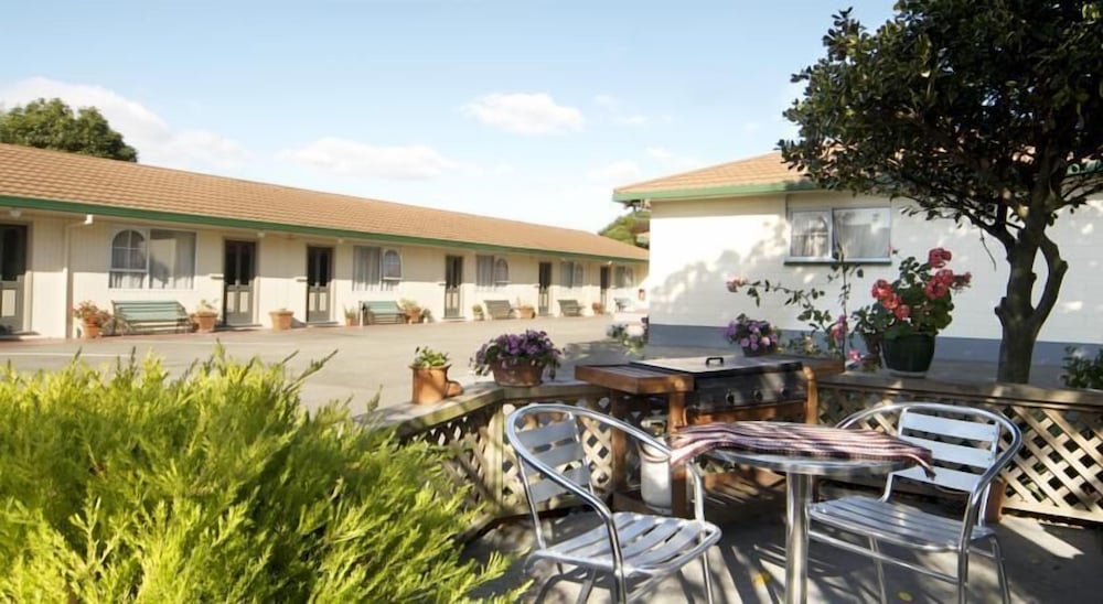 Earnslaw Motel 36/39