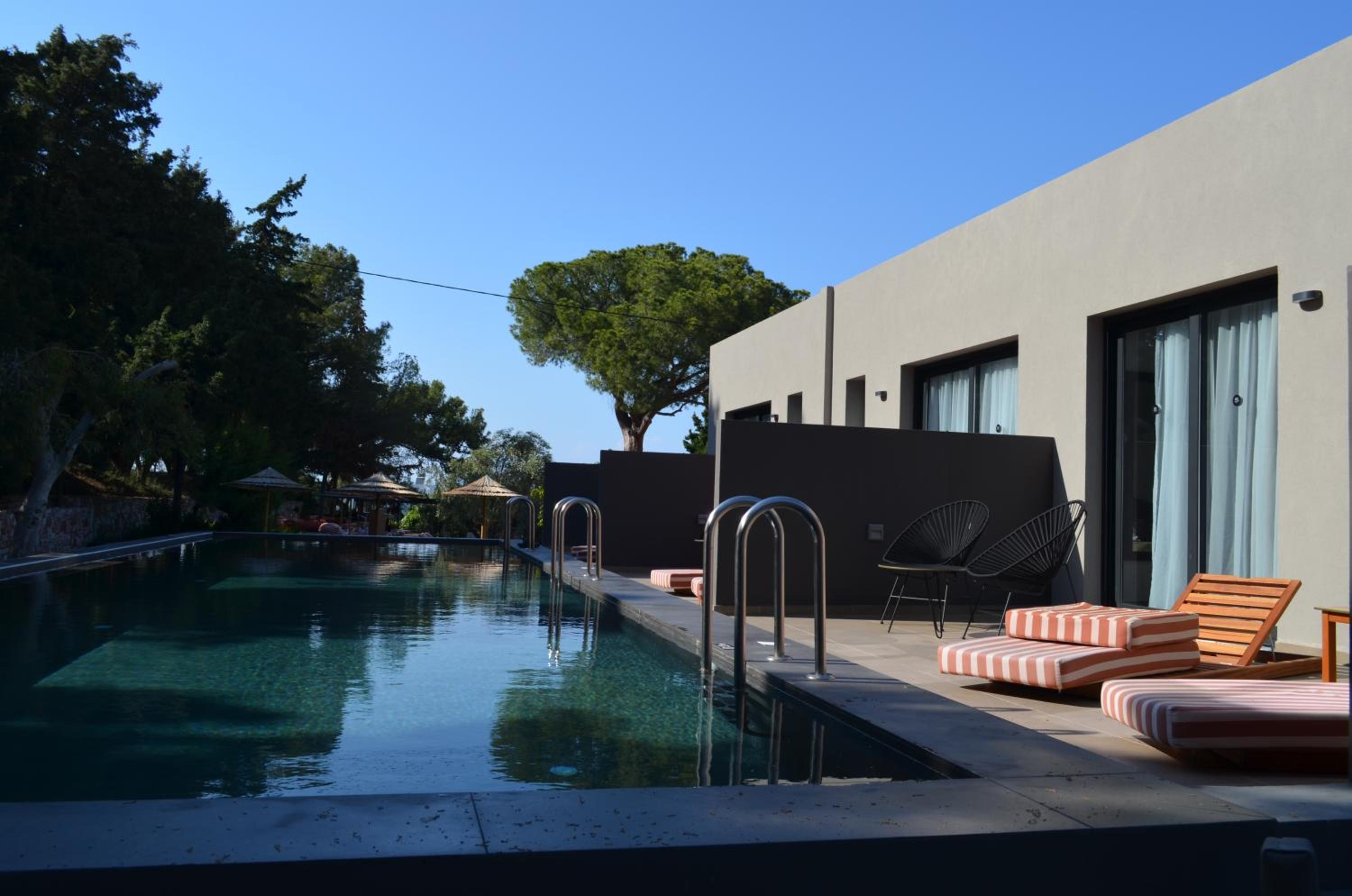 COOKS CLUB IALYSOS RHODES ADULTS ONLY 55/83