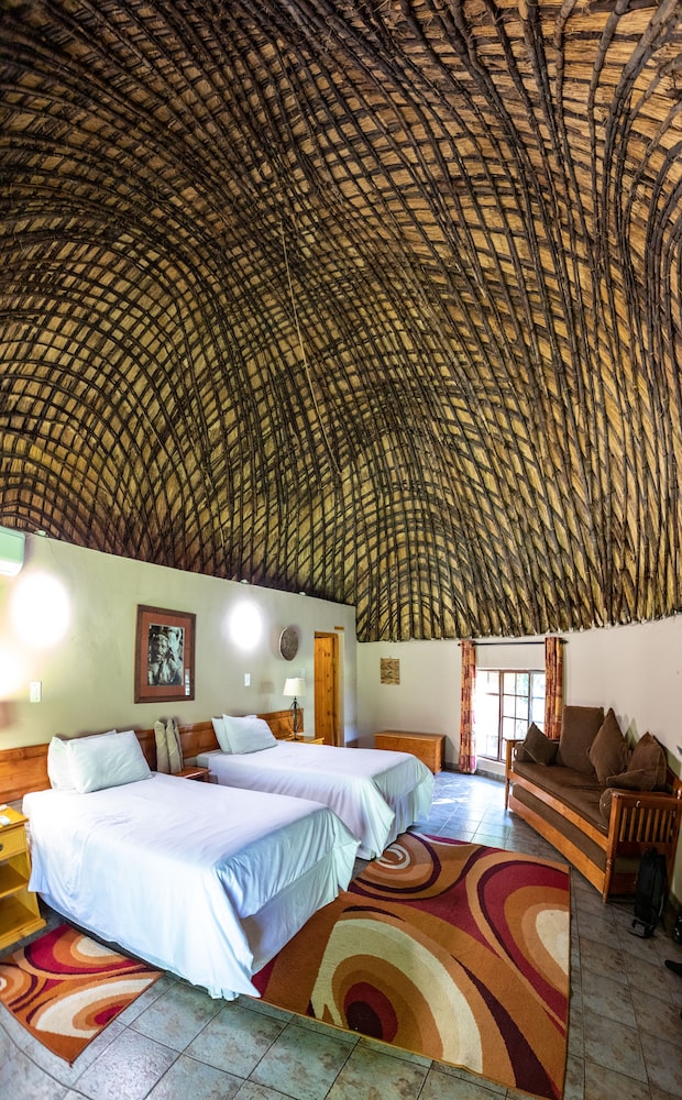 Gooderson Dumazulu Lodge and Traditional Village 11/50