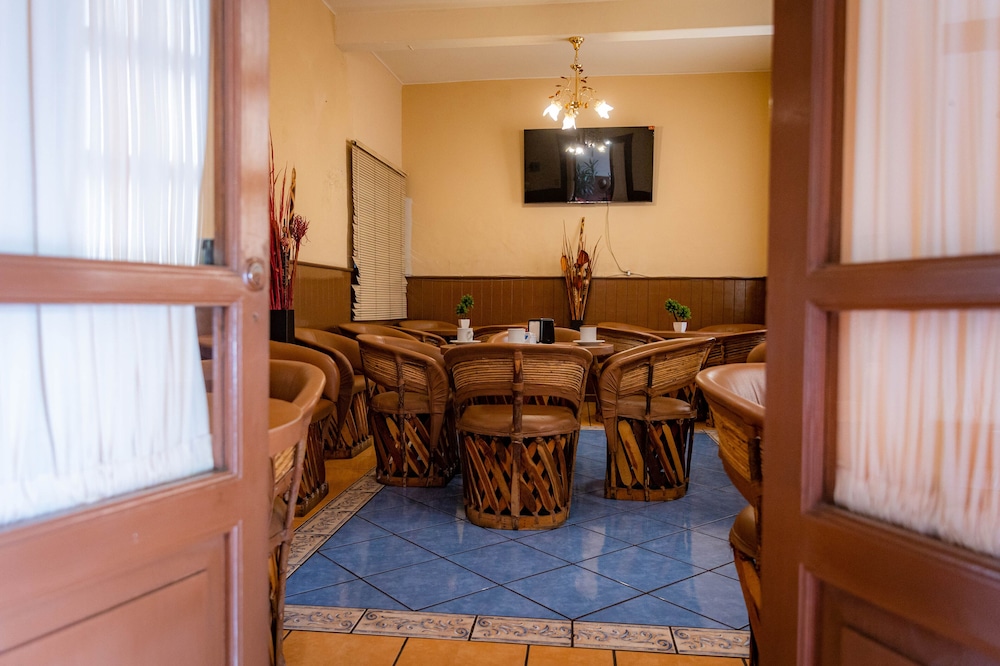 Hotel Estefania 29/45