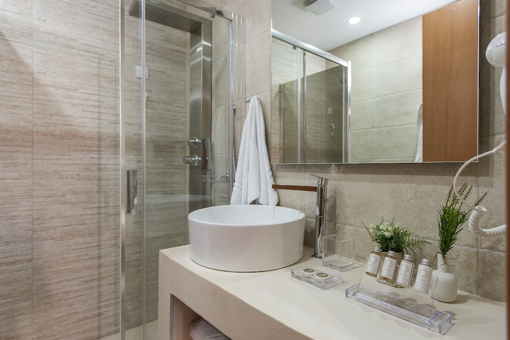Bluebell Luxury Suites 40/42