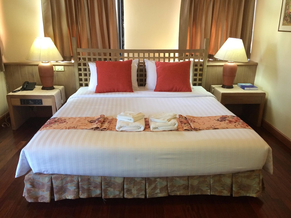 Pin Hotel 27/63