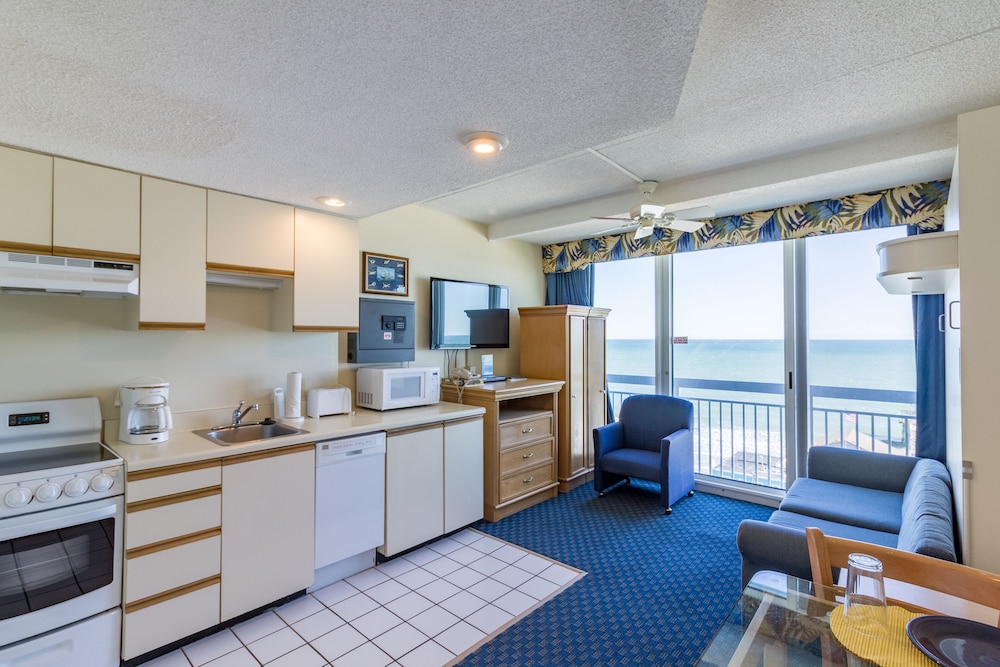 Yachtsman Resort 75/92