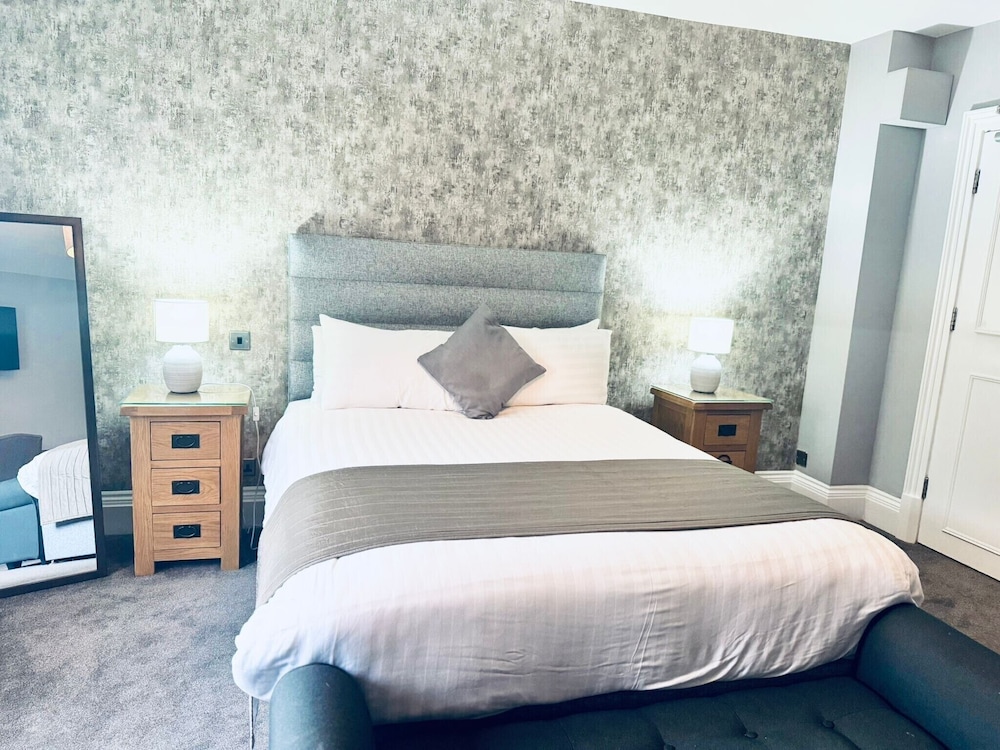 CLASSIC, DOUBLE BED