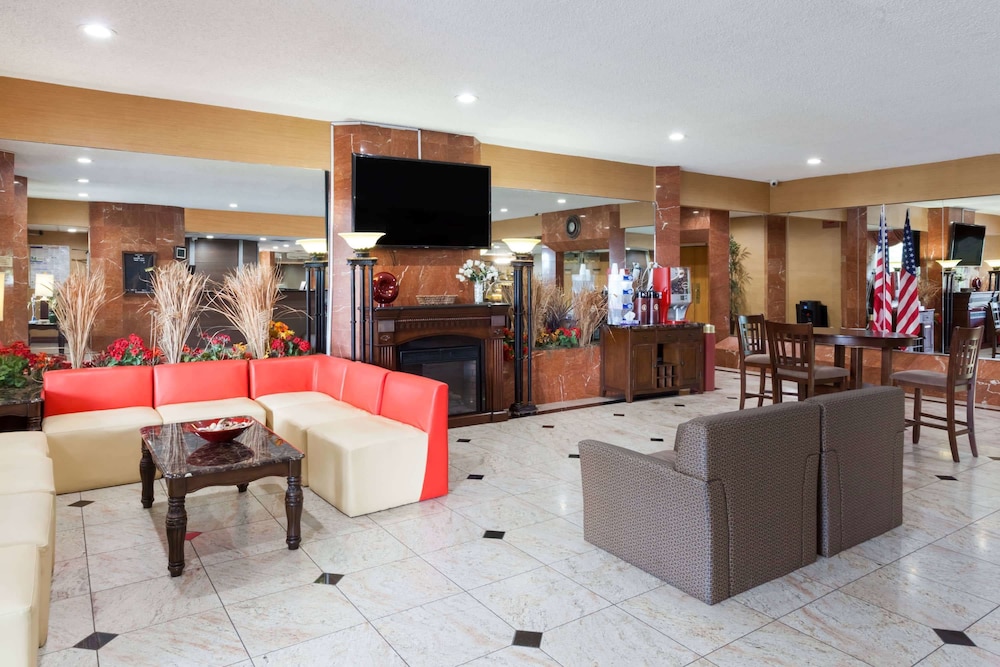 Ramada By Wyndham Newburgh/West Point 31/46