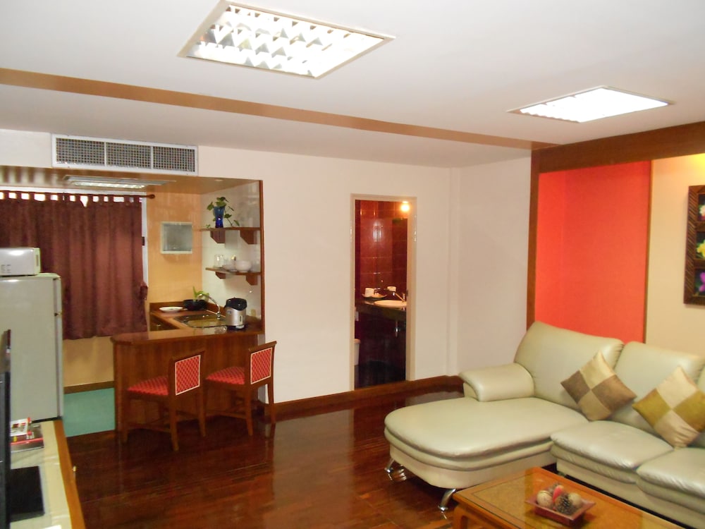B S Court Boutique Residence 29/59
