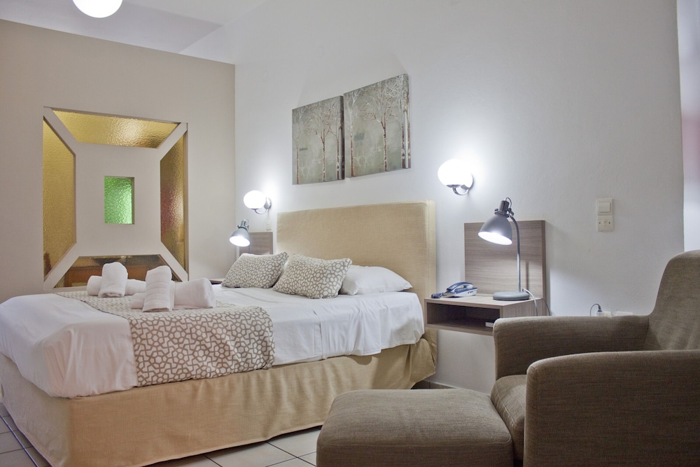 Hotel Christina 17/50