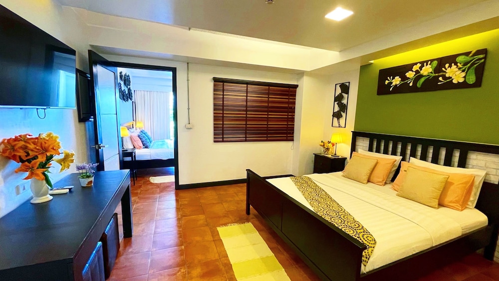 2 BEDROOMS, SUITE, SEA VIEW
