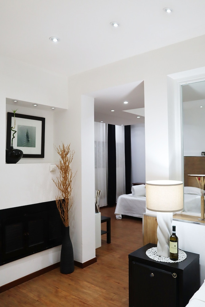 Gardenia Hotel 31/50