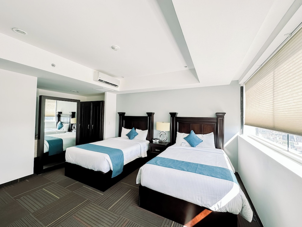 Hotel Stadium 12/50