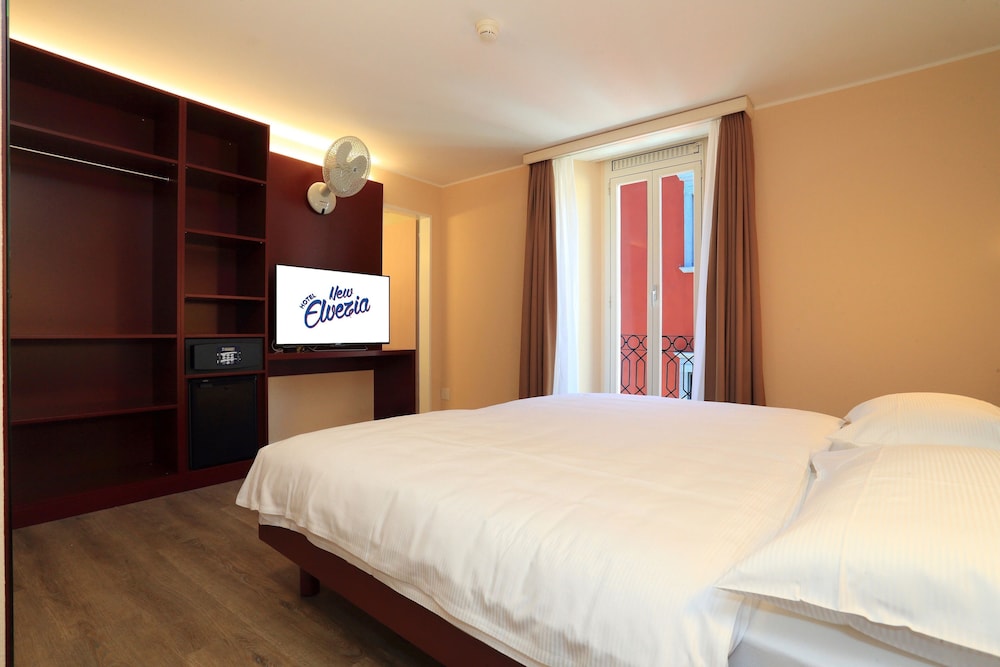 Hotel Elvezia 10/37