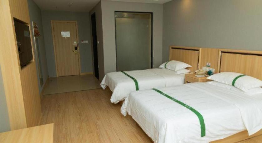 GreenTree Inn Jiansu Nantong Tongzhouwan Huanghe Road Business Hotel 13/41