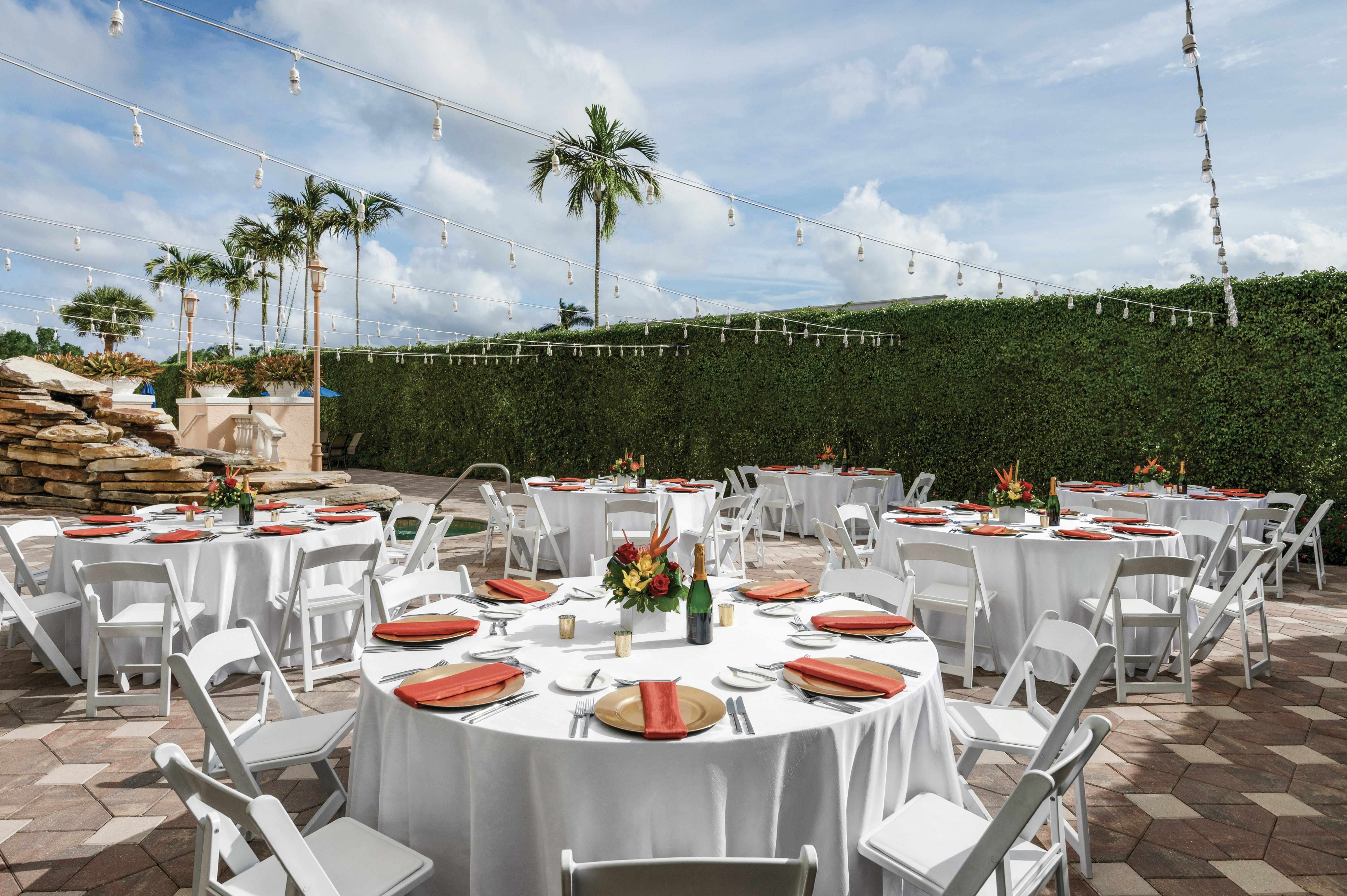 Hilton Naples 34/66