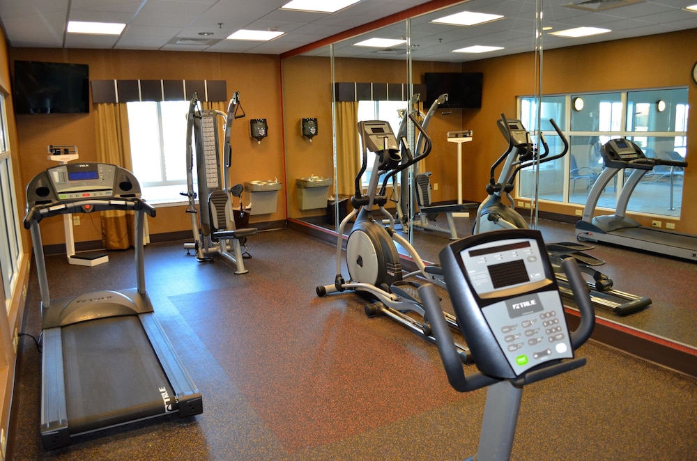 Holiday Inn Express Hotel Suites Smithfield Selma I 95 40/56