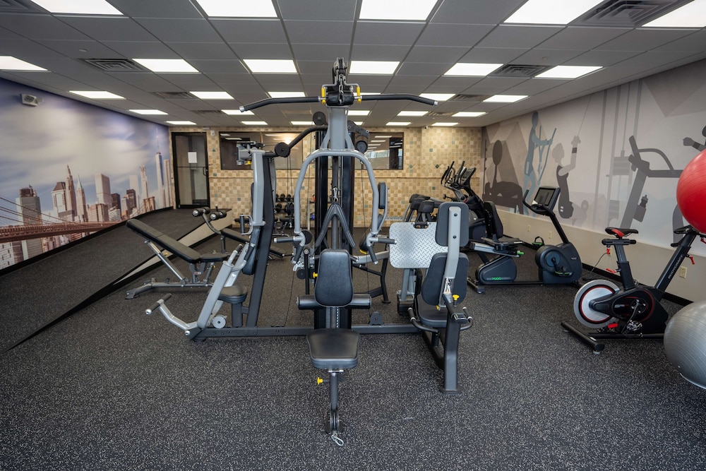 Best Western Plus Fairfield Executive Inn 43/67