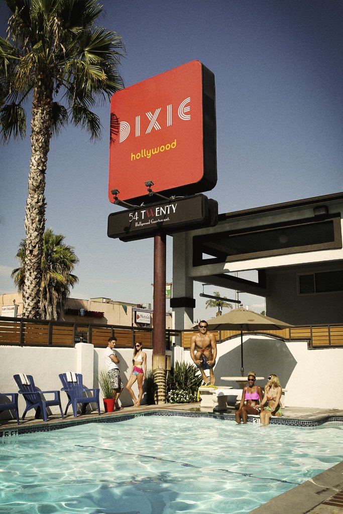 The Dixie Hollywood 3/33