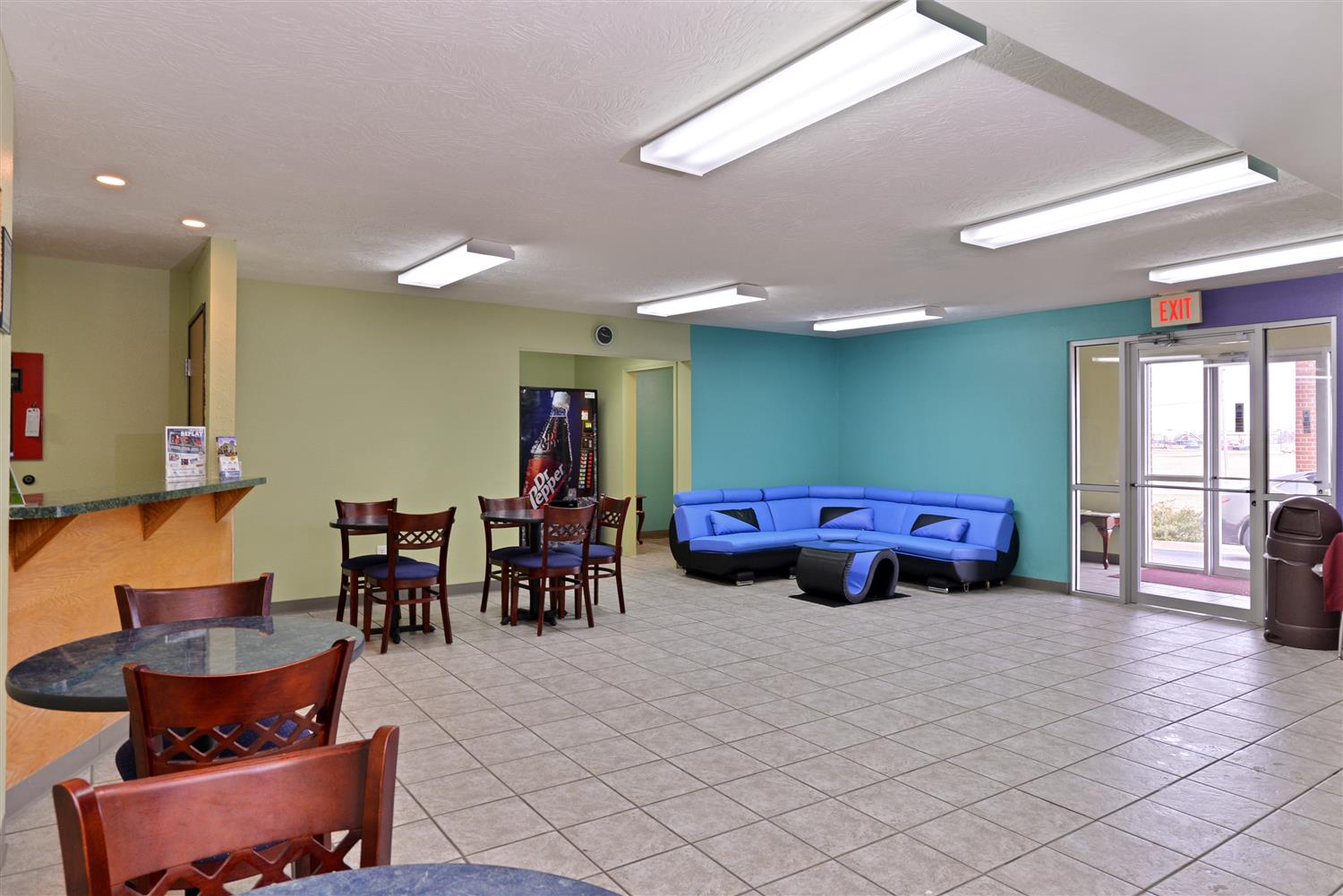 Americas Best Value Inn Seymour 23/26