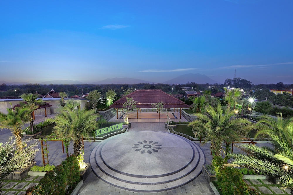 Aston Madiun Hotel and Conference Center 36/39