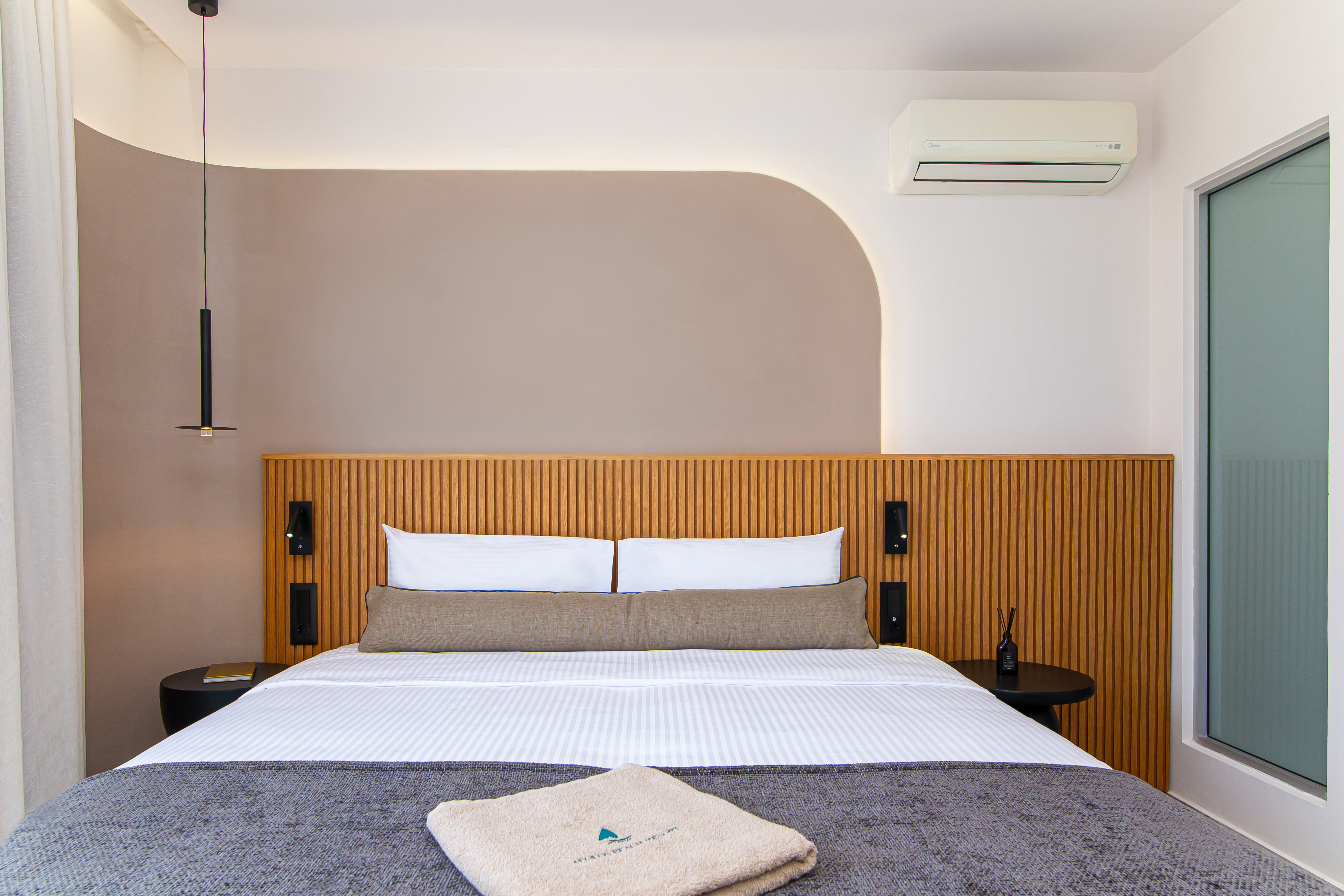 Premium, Triple, Side Sea View, Aeolos Beach Resort Crete 2/10