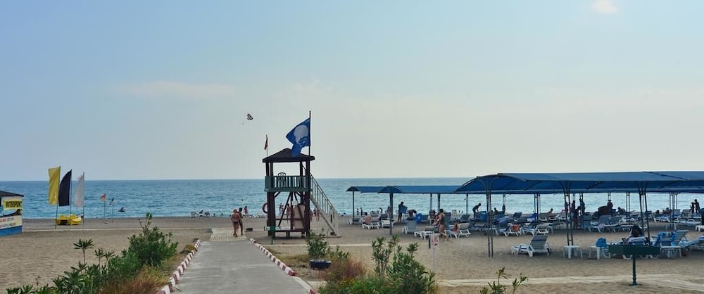 Cenger Beach Resort & Spa 45/50
