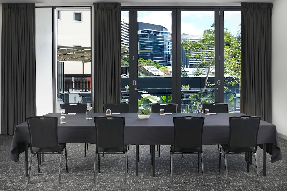 Courtyard by Marriott Brisbane South Bank 26/34