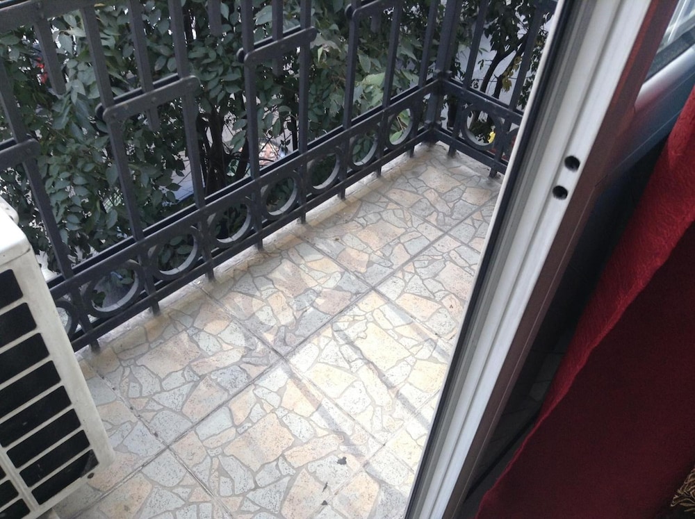 Alexandria Hotel 6/50