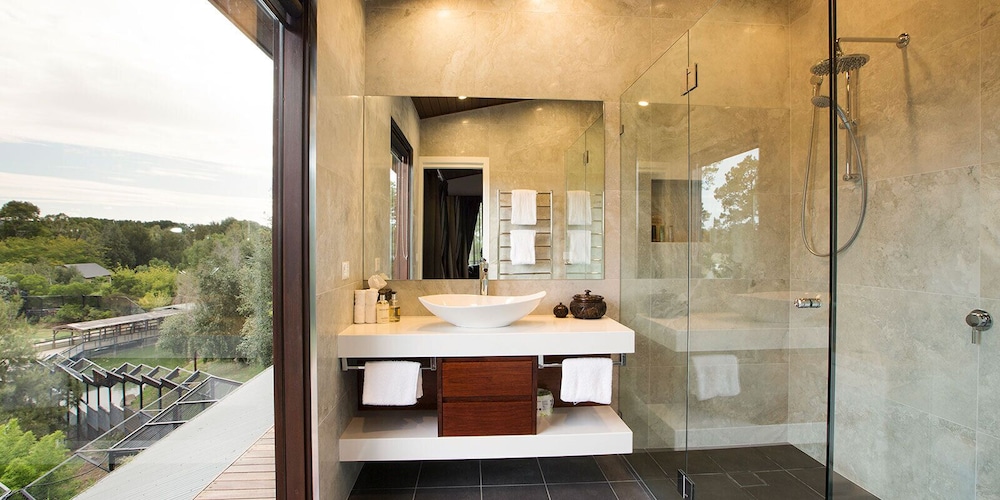 JAMALA WILDLIFE LODGE 49/50