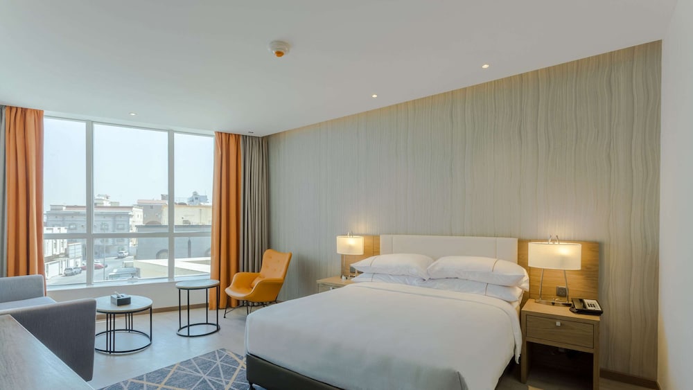STANDARD, KING BED, SOFA, ACCESSIBLE